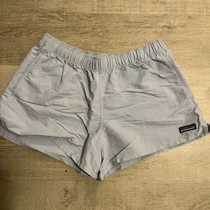 Patagonia 2.5” barely baggies shorts size medium in light blue